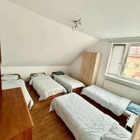 Homestay Casa Cerca Al Mar *